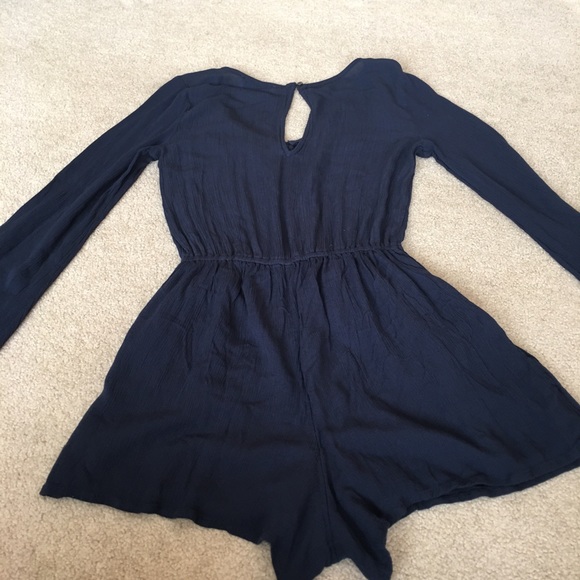 Hollister Navy Long Sleeve Crepe Romper-XS - Picture 2 of 7